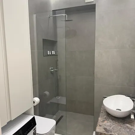 Apartment Azure Korce